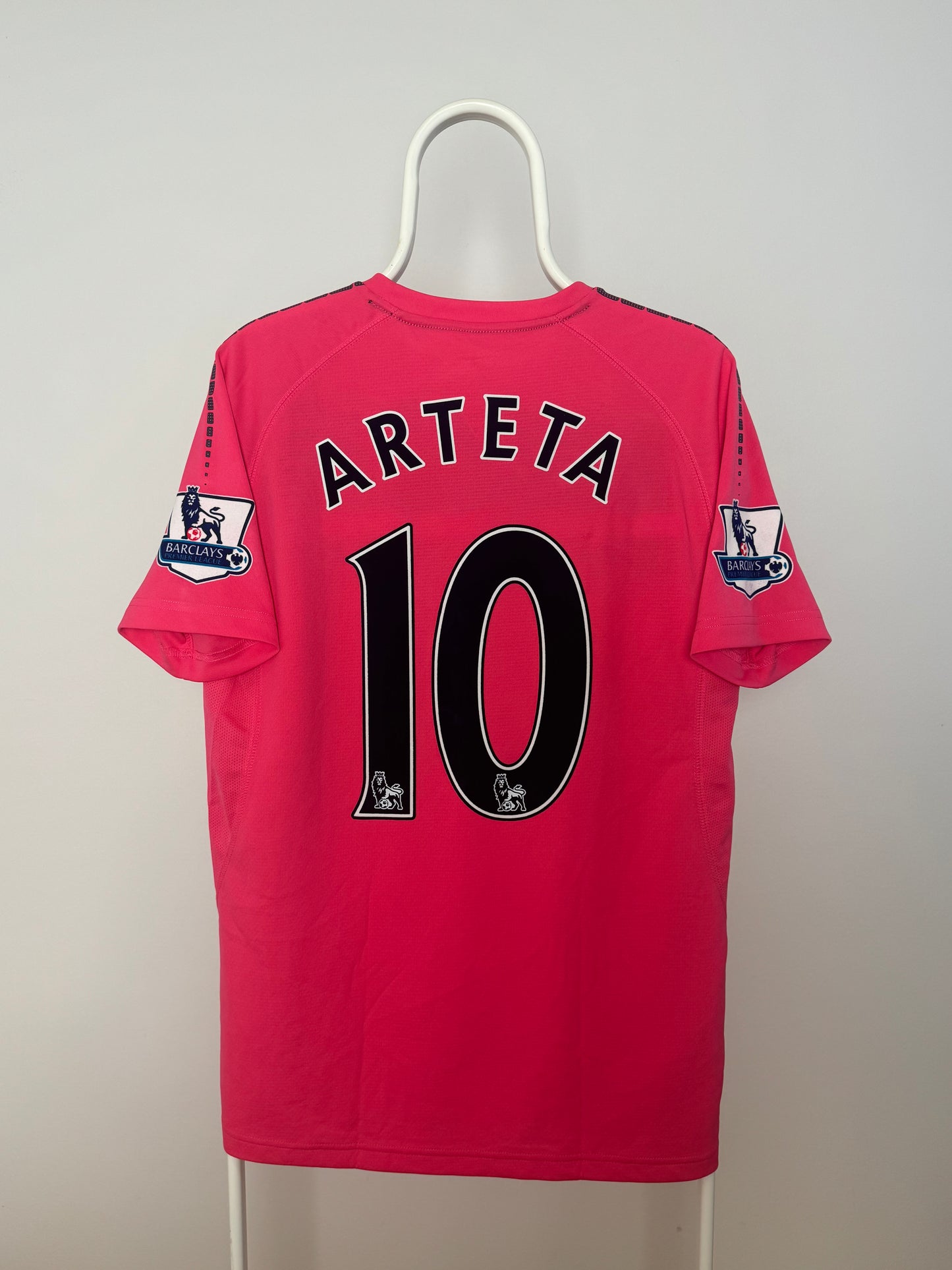 Mikel Arteta - Everton 2010/11. Str M