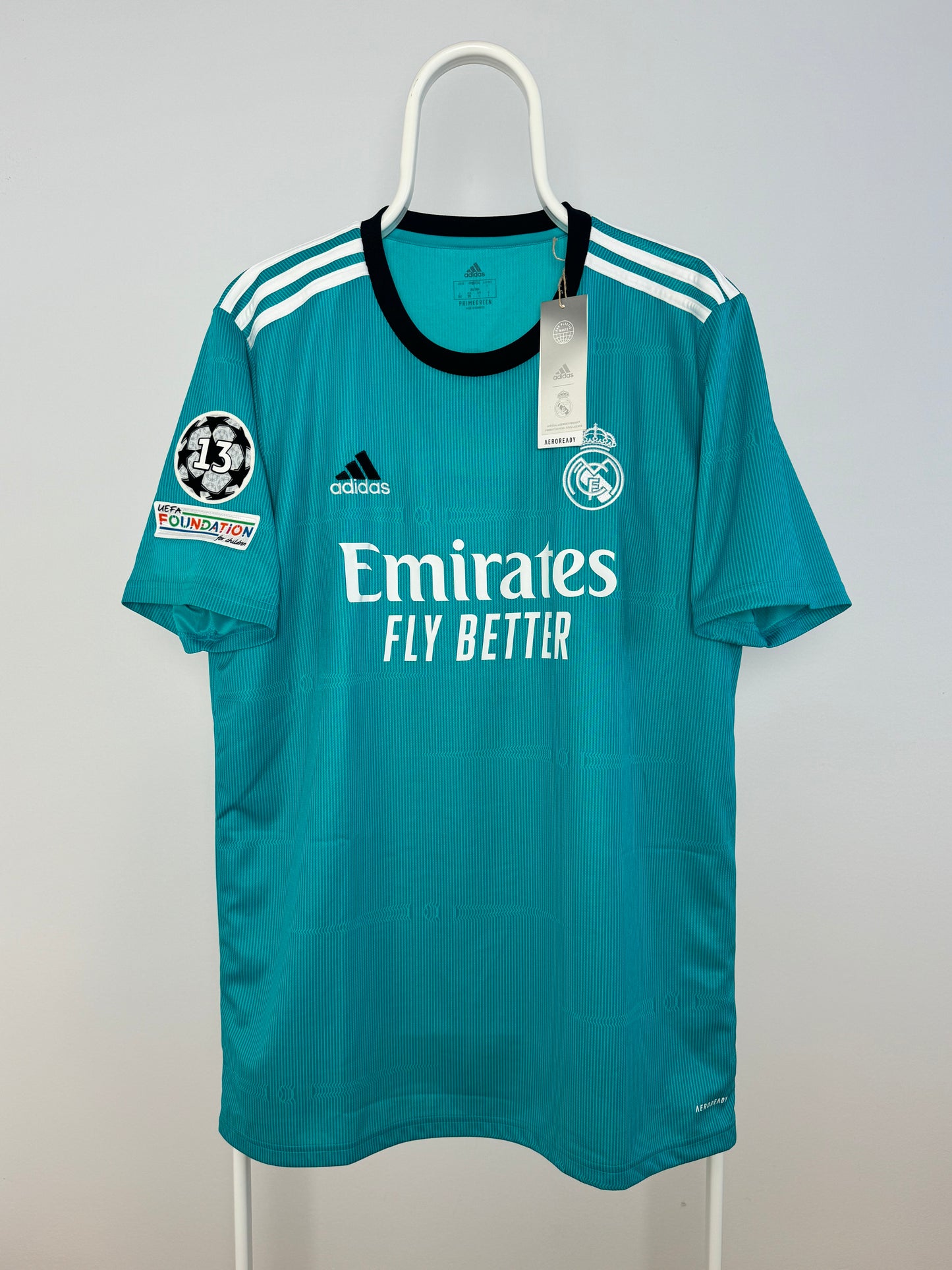 Toni Kroos - Real Madrid 2021/22. Str L