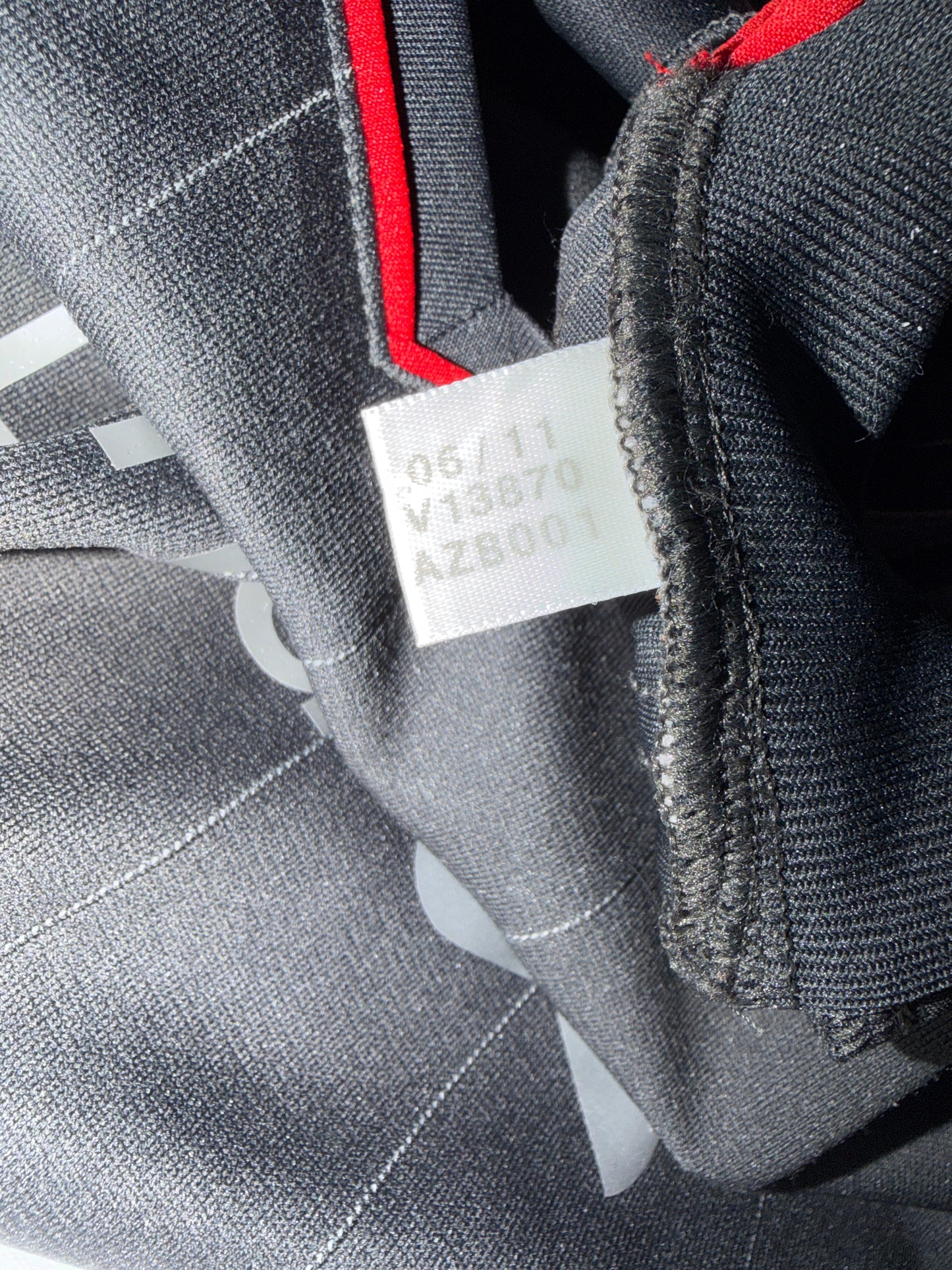 Steven Gerrard - Liverpool FC 2011/12. Str M