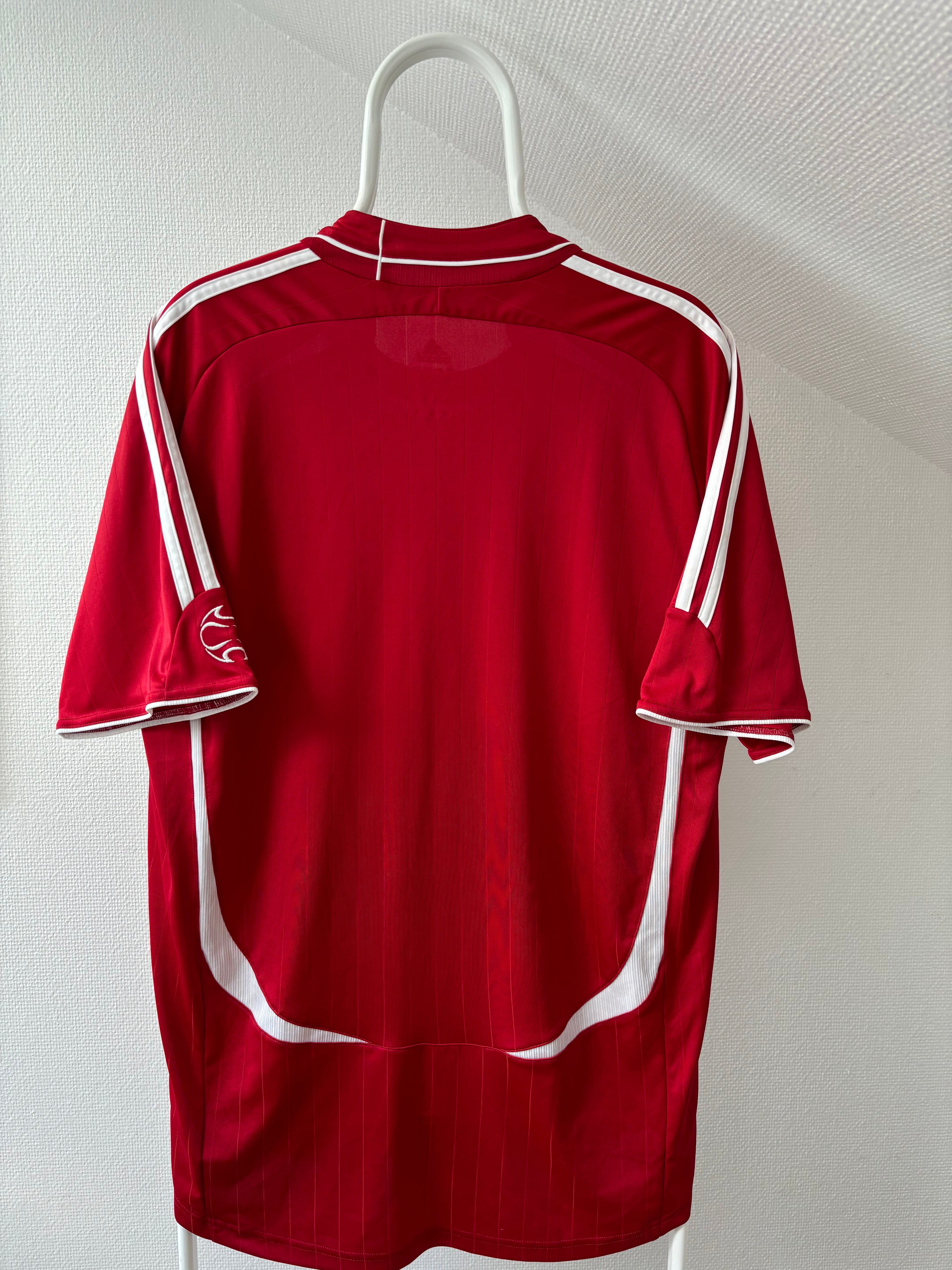 Danmark 2006/07 – Original Fodboldtrøje - Signeret af Hele Holdet