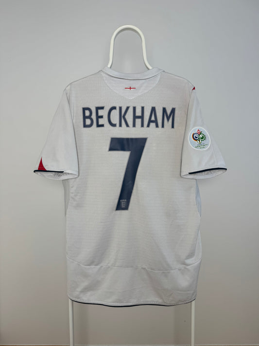 David Beckham - England 2006. Str L