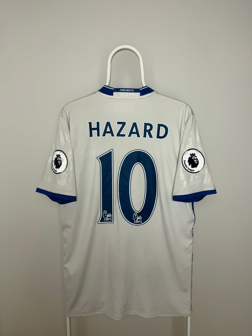 Eden Hazard - Chelsea FC 2016/17. Maat L