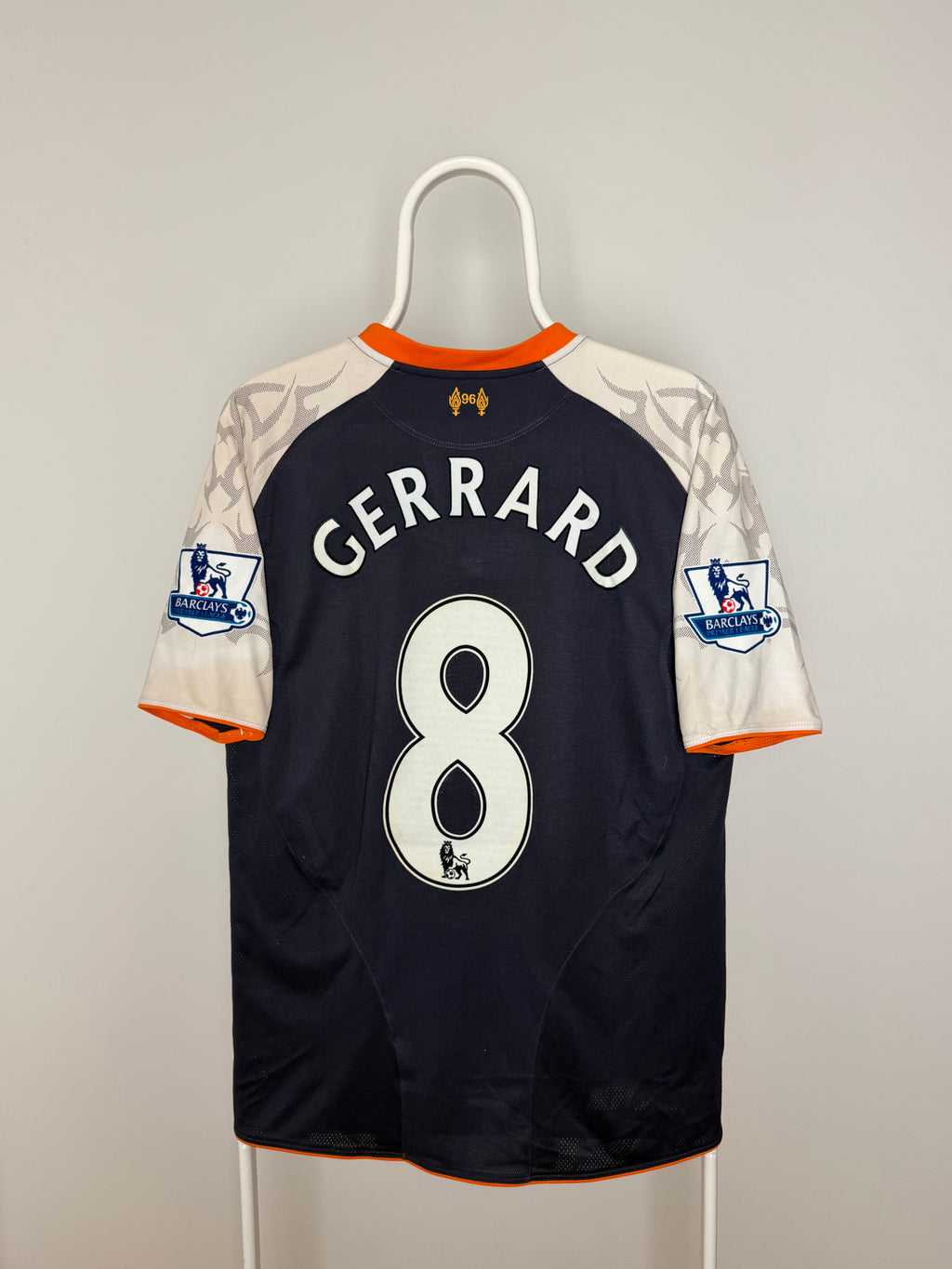 Steven Gerrard - Liverpool FC 2012/13. Maat M