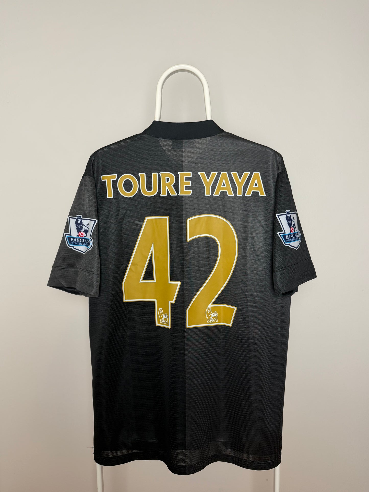 Yaya Toure - Manchester City 2013/14. Str L