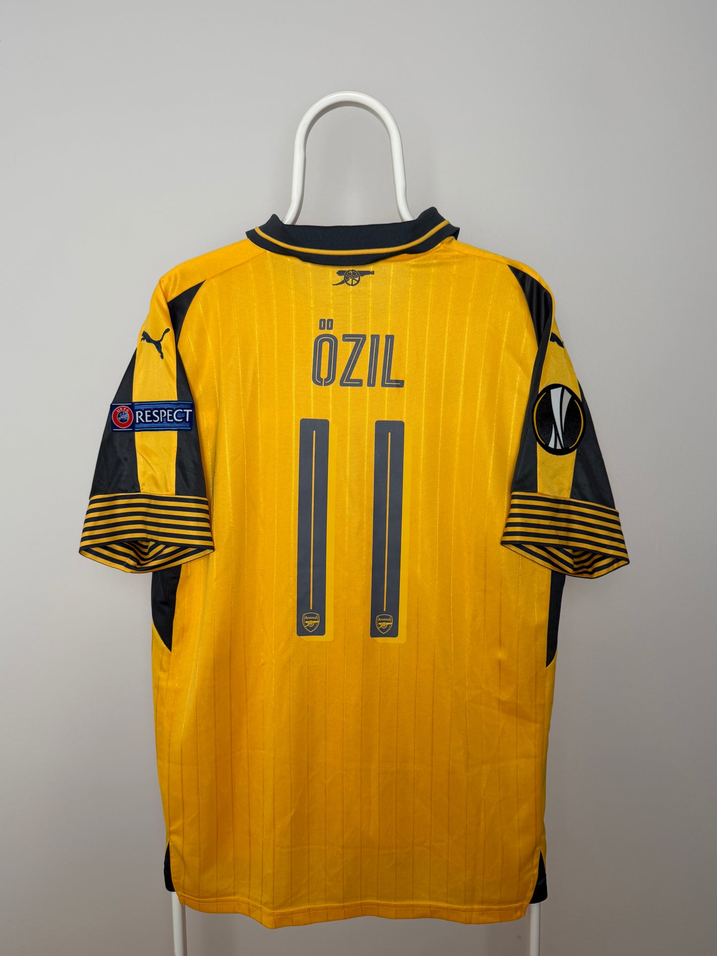 Mesut Özil - Arsenal FC 2016/17. Str L