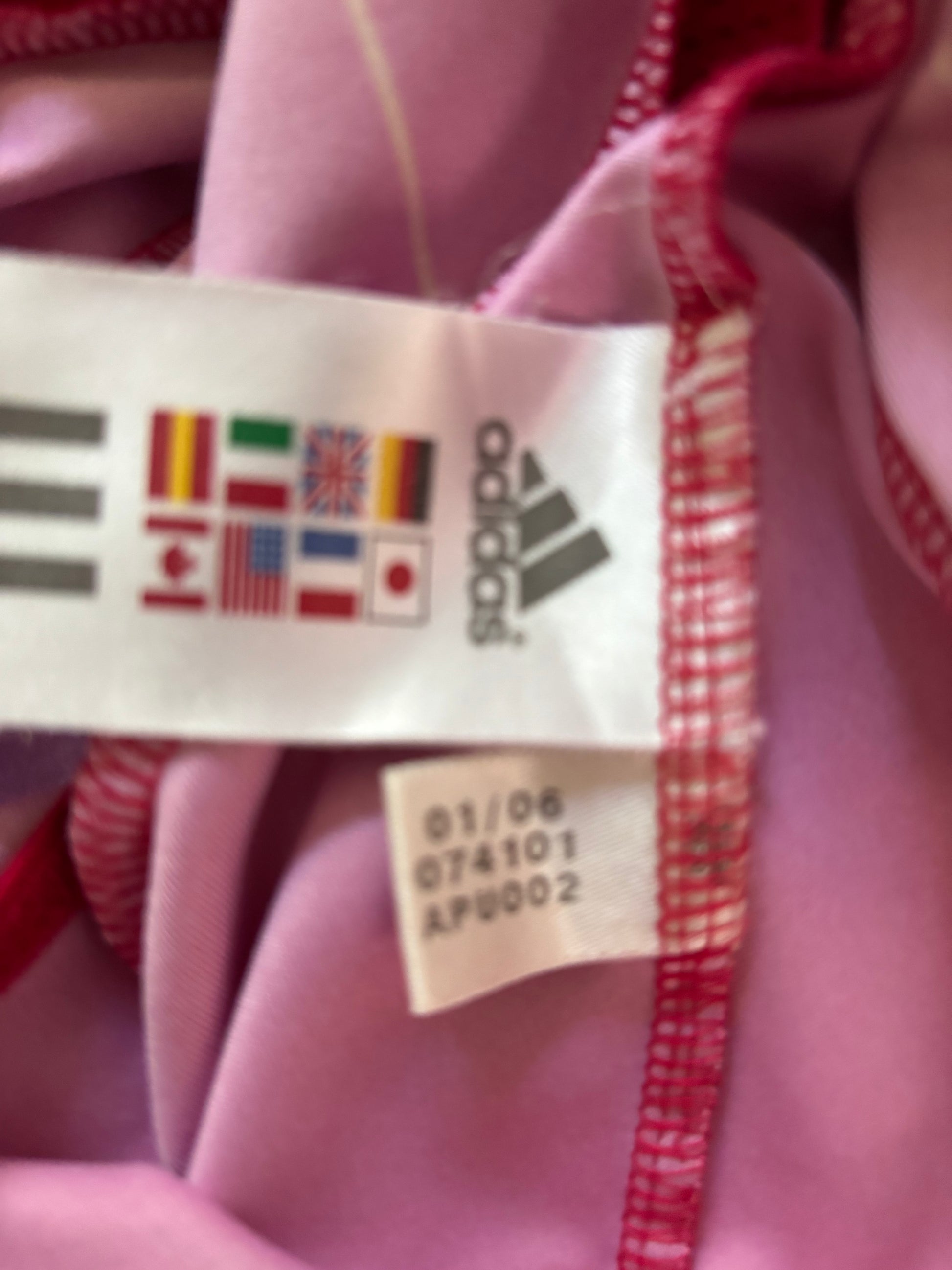 Fernando Torres Spain 2006 World Cup original vintage football jersey neck tag Adidas logo close up