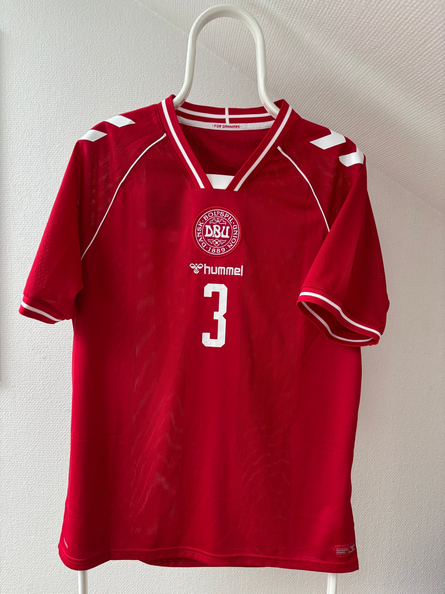 Victor Nelsson - Denmark 2026/27 - Size L