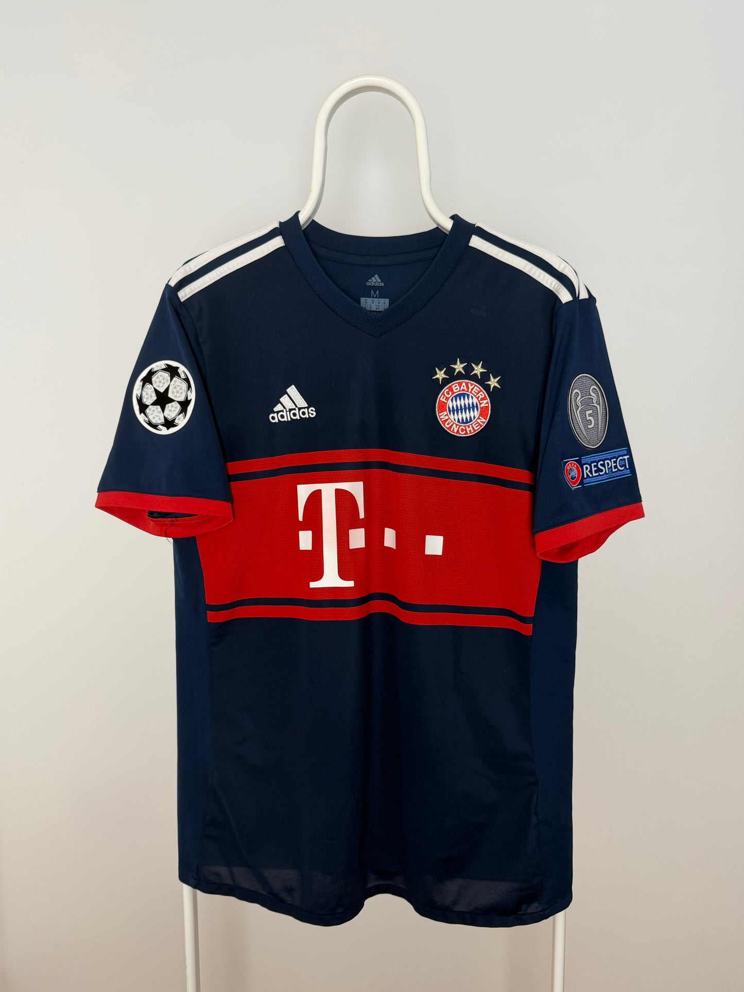 Robert Lewandowski - Bayern München 2017/18. Str M