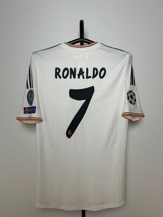 Cristiano Ronaldo - Real Madrid 2013/14. Str L