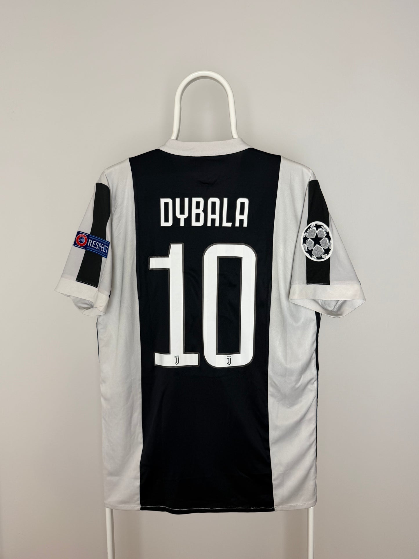 Paulo Dybala - Juventus FC 2017/18. Str M