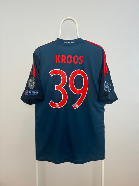 Toni Kroos - Bayern München 2013/14. Str L