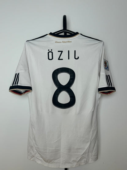 Mesut Özil - Tyskland 2010/11. Str L