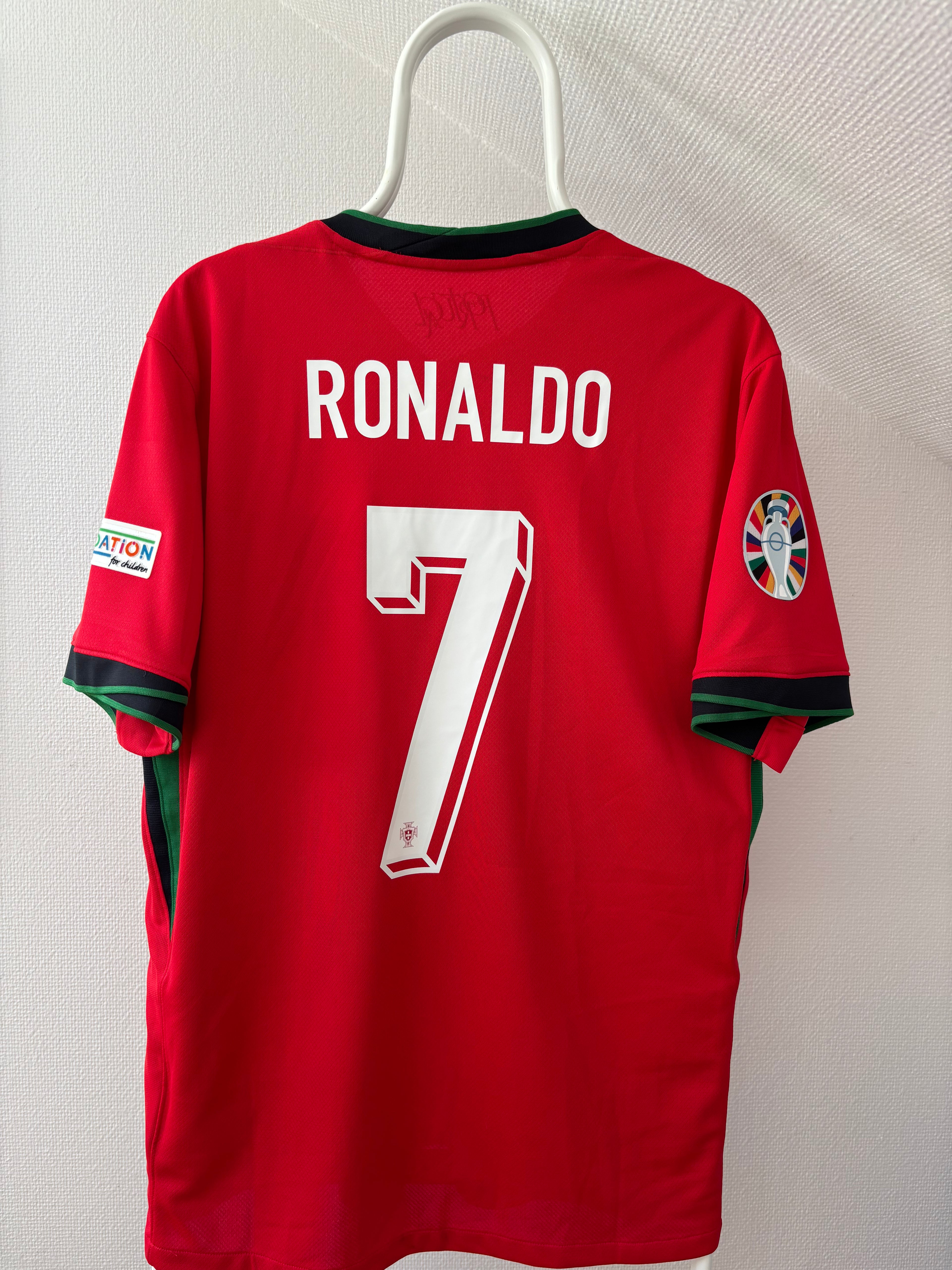 Ronaldo Portugal EURO 2024 Fodboldtrøje – Original Vintage Fanversion- Str. L