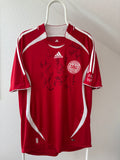 Danmark 2006/07 – Original Fodboldtrøje - Signeret af Hele Holdet