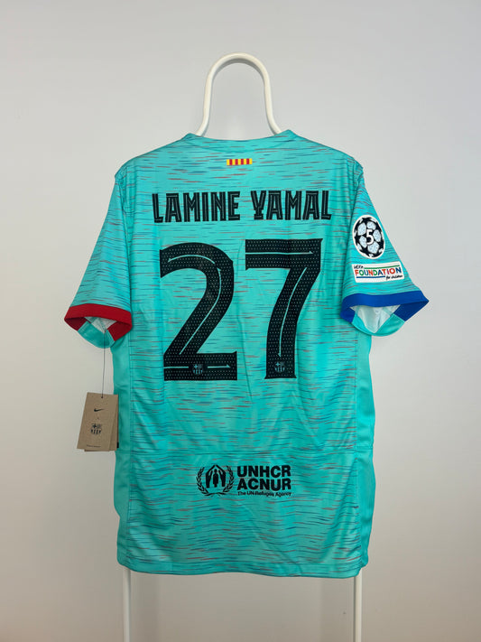 Lamine Yamal - FC Barcelona 2023/24. Str L