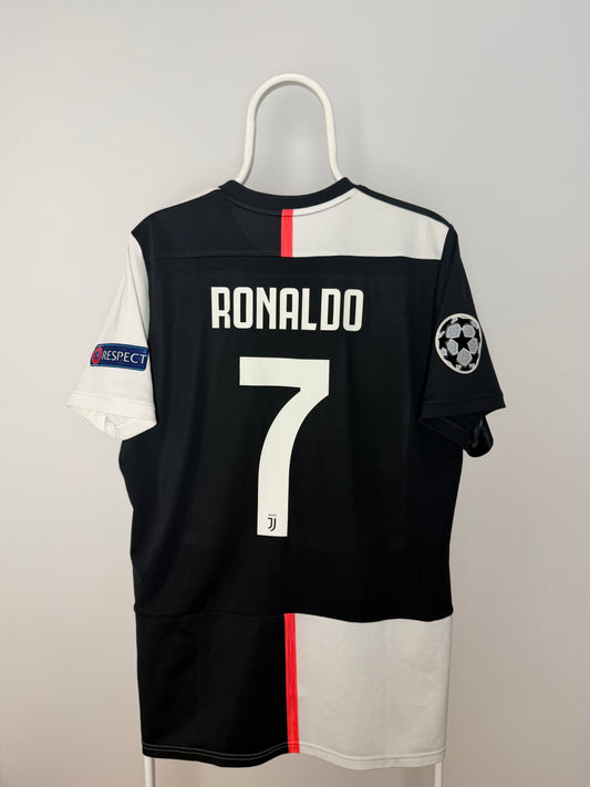 Cristiano Ronaldo - Real Madrid 2019/20. Str L